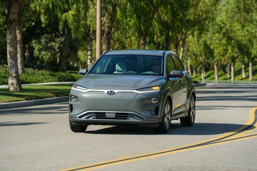 Hyundai Kona Electric (OS) 2018 года  (NA) (фото 10 из 55)